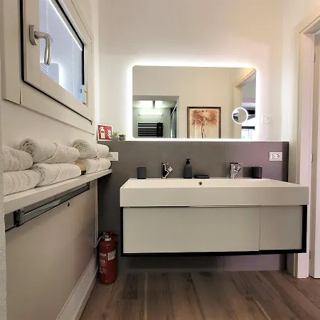 Aros Mountain Iseo Hospitaliy Tatil Evi Pisogne