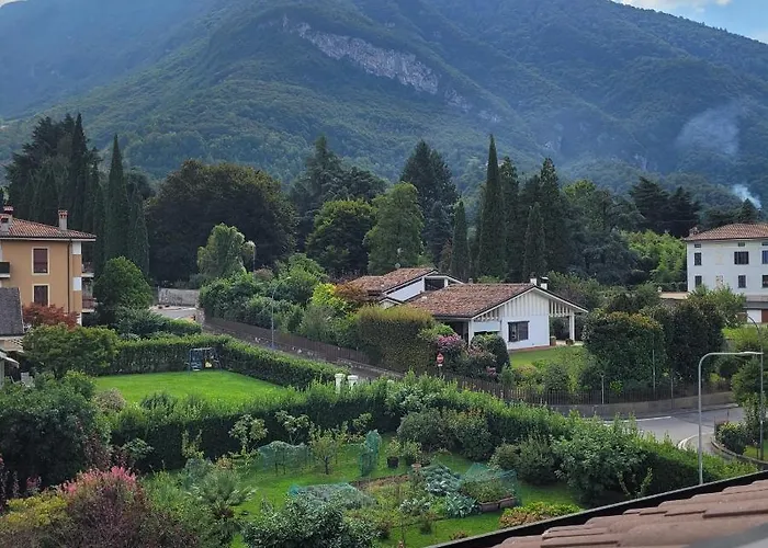 Aros Mountain Iseo Hospitaliy Holiday home *